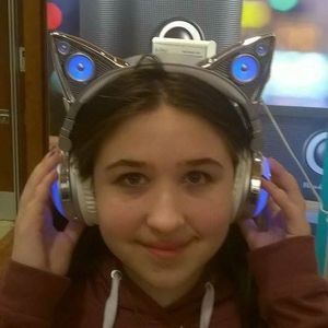 Meet your Posher, Ivory